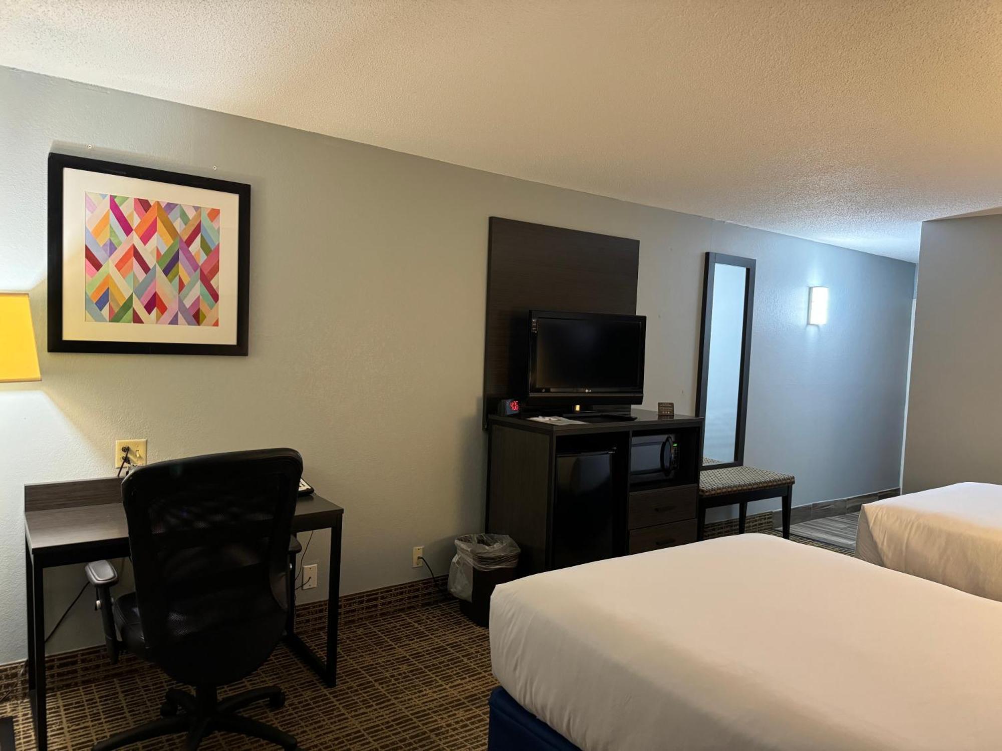 Hotel Baymont By Wyndham Airport South