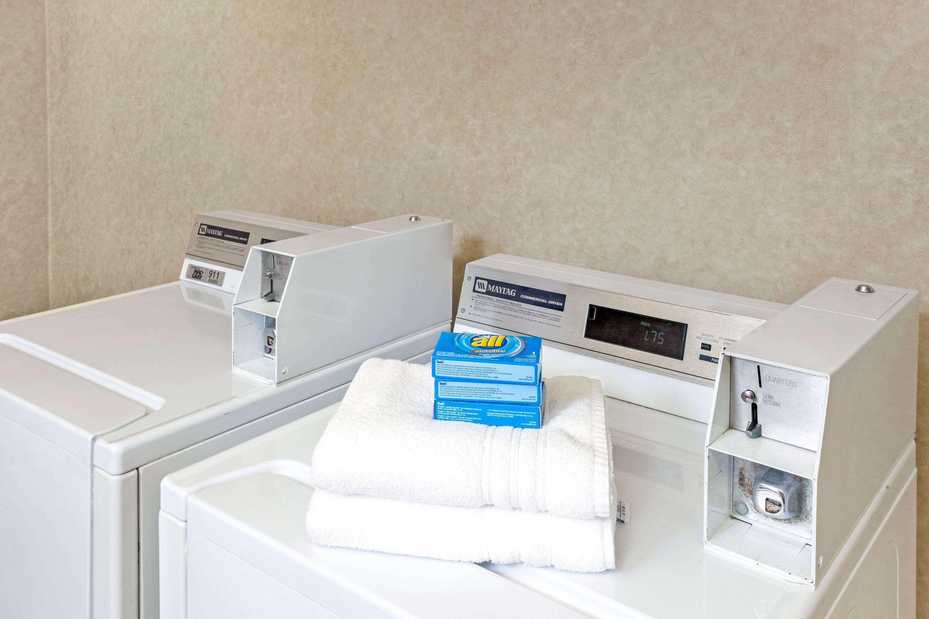 Hotel Baymont By Wyndham Airport South 3*