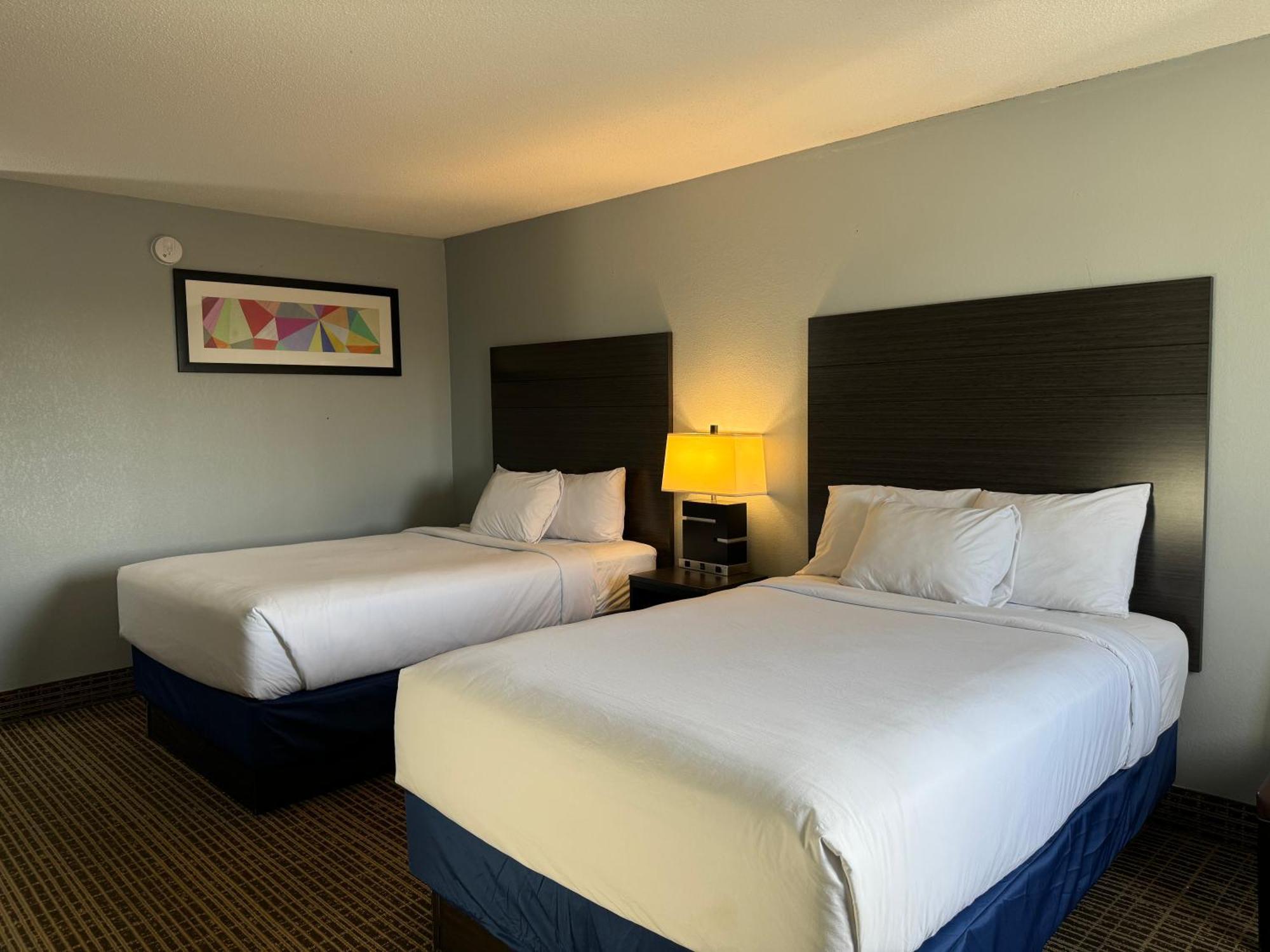 Baymont By Wyndham Airport South 3* Louisville