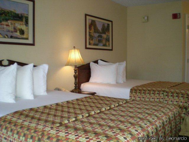 Hotel Baymont By Wyndham Airport South